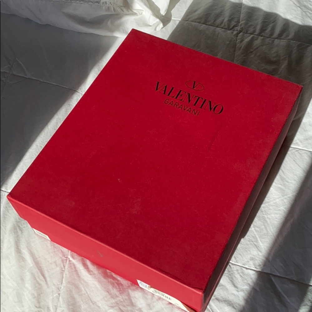 Valentino Box